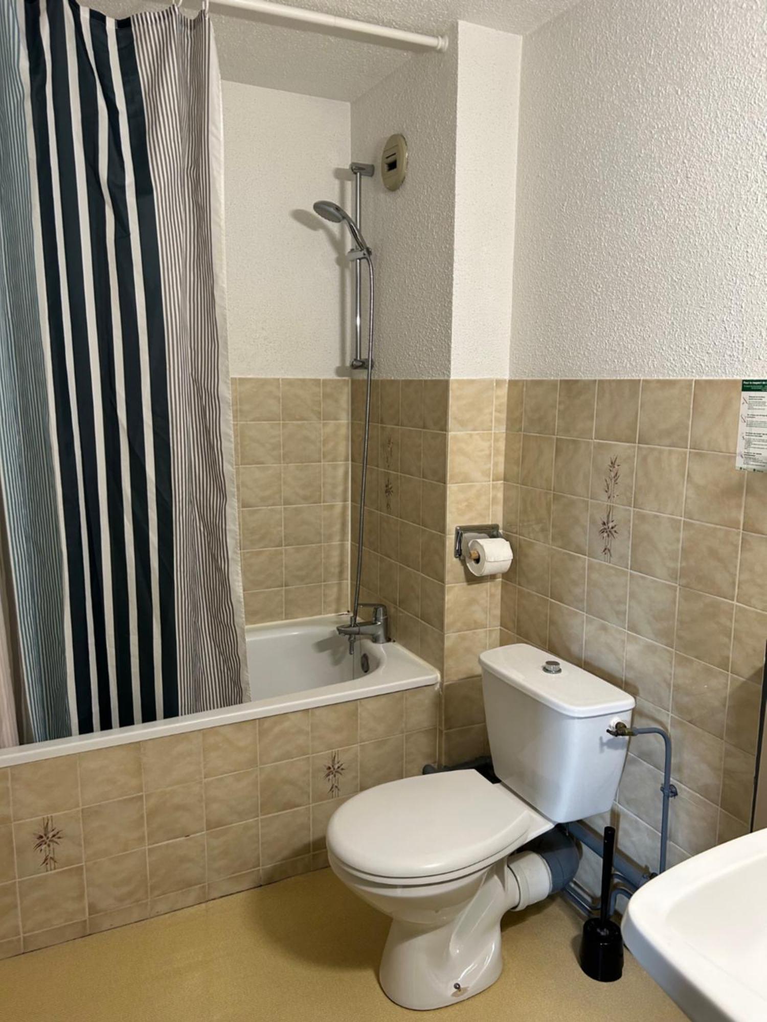 Aux Globe-Trotters Hotel Murat  Luaran gambar