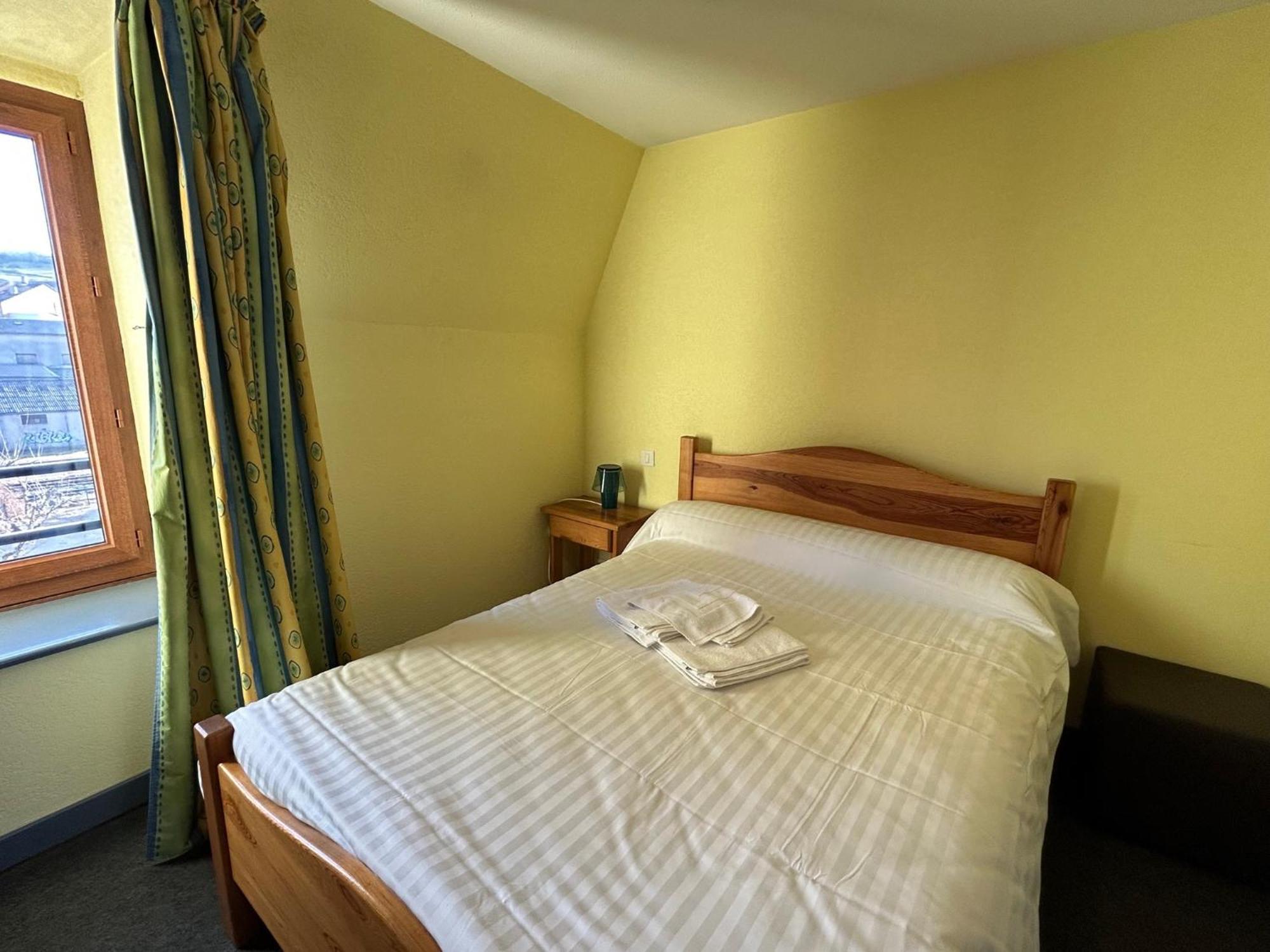 Aux Globe-Trotters Hotel Murat  Luaran gambar